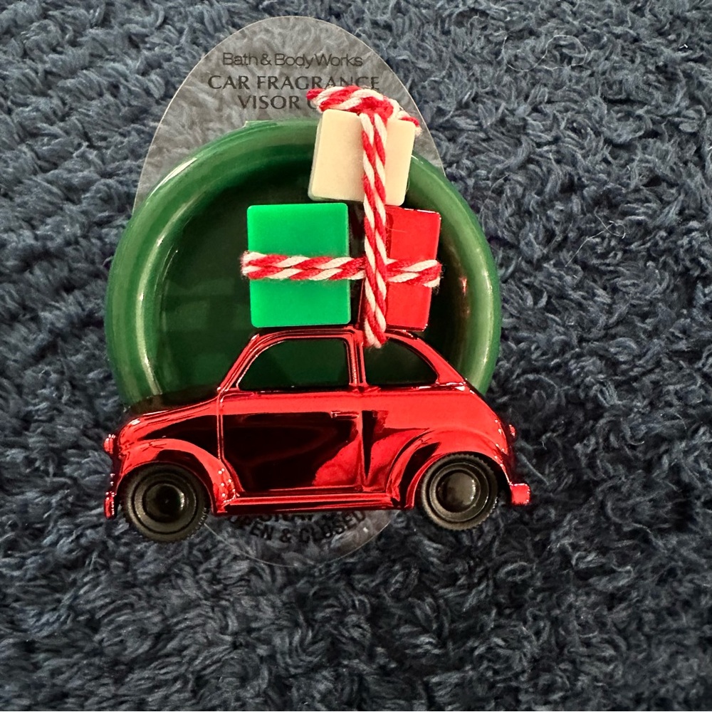 Bath & Body Works Festive Car Fragrance Visor Clip